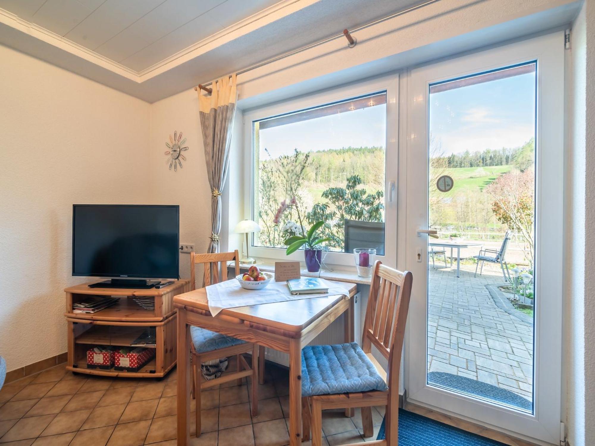 Apartment In The Odenwald With Terrace Mossautal ภายนอก รูปภาพ